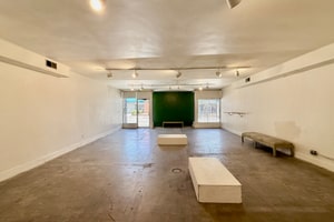 listings.show.sections.photos.alt