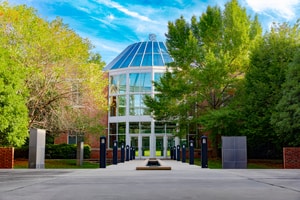 listings.show.sections.photos.alt