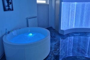 listings.show.sections.photos.alt