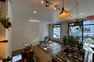 listings.show.sections.photos.alt