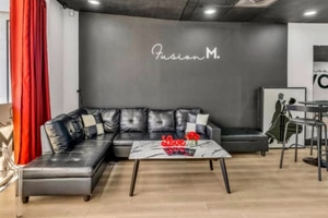 listings.show.sections.photos.alt