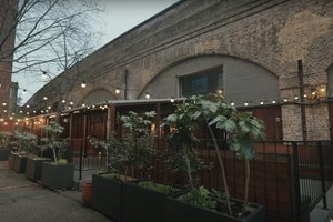 listings.show.sections.photos.alt