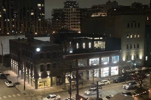 listings.show.sections.photos.alt