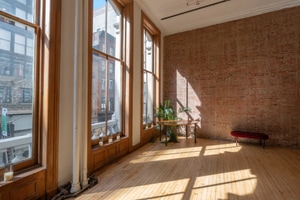 listings.show.sections.photos.alt