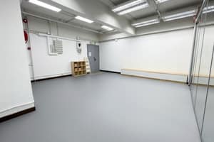 Mirrored Dance and Yoga Studio in Kwai Chung, Open 24 Hours, photo 4