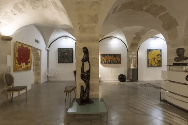 Minimalist Art & Fashion Gallery in the Heart of Le Marais