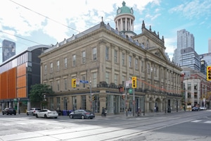 listings.show.sections.photos.alt