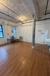 listings.show.sections.photos.alt