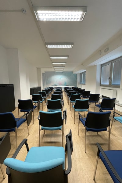 Photo of Aula didattica ampia per formazione, meeting, sala riunioni