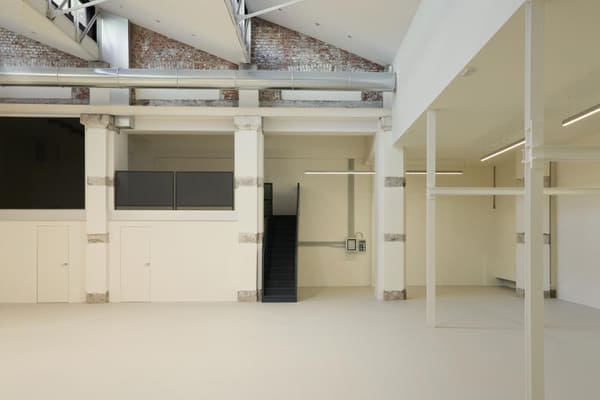 320 sqm event space and photo studio in the center of Milan