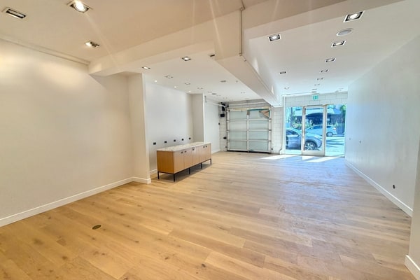 Freestanding 3-Story Flagship Building on Abbot Kinney Blvd, Venice, Divisible Spaces