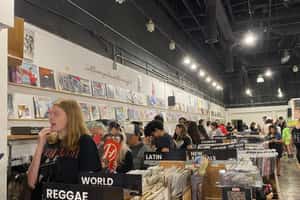 listings.show.sections.photos.alt