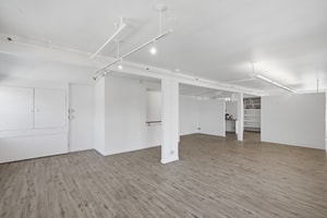listings.show.sections.photos.alt