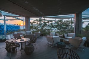 listings.show.sections.photos.alt