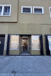 listings.show.sections.photos.alt