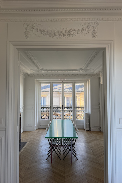 Elegant Haussmannian Apartment in the 16th