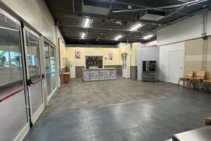 listings.show.sections.photos.alt