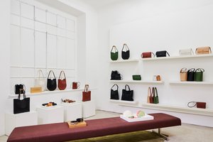 listings.show.sections.photos.alt