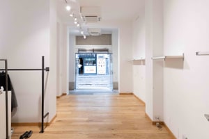 listings.show.sections.photos.alt