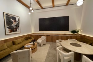 listings.show.sections.photos.alt