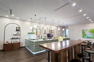 listings.show.sections.photos.alt