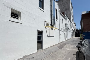 listings.show.sections.photos.alt
