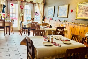 listings.show.sections.photos.alt