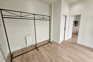 listings.show.sections.photos.alt