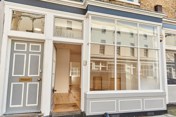Beautiful Boutique Gallery in Marylebone