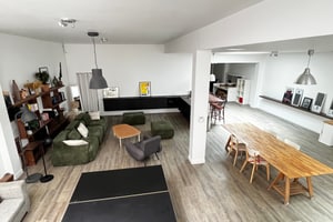 listings.show.sections.photos.alt