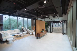 listings.show.sections.photos.alt