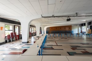 Ensemble moderniste avec piscine, gymnase et grand hall, Paris 17e, 相片 5