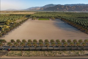 listings.show.sections.photos.alt