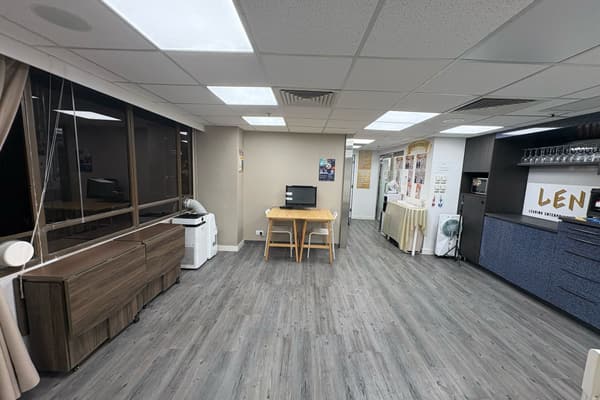 Photo of 2 mins from MTR station, 10 sec from Tram station & Bus stop