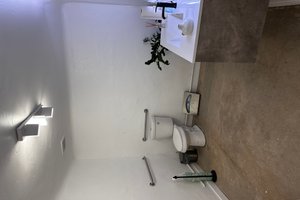 listings.show.sections.photos.alt