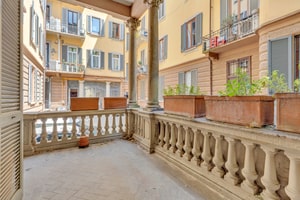 listings.show.sections.photos.alt