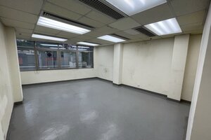 Small office for lease in Central, foto 1