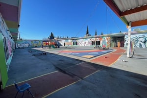 listings.show.sections.photos.alt