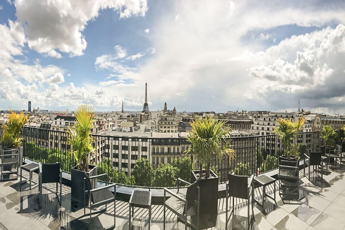 Unique Space With The Highest Rooftop Of The ChampsÉlysées for Rent
