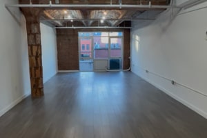 listings.show.sections.photos.alt