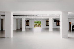 listings.show.sections.photos.alt