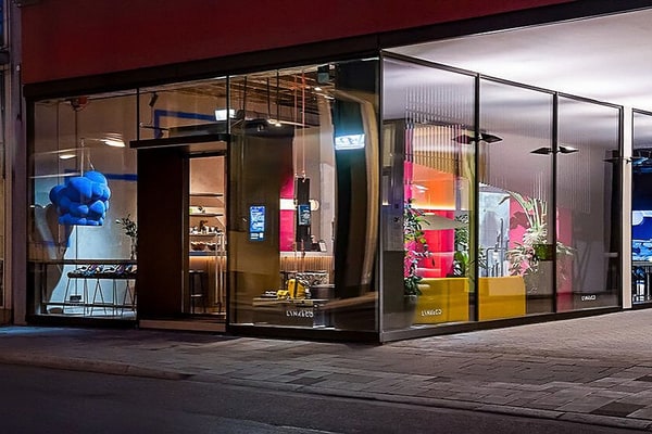 Photo of Stylish Streetfront Venue with Bar — Pop-Up, Showroom & Event Space in Central Munich