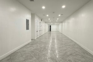 listings.show.sections.photos.alt