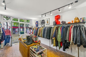 listings.show.sections.photos.alt