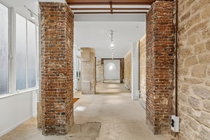 listings.show.sections.photos.alt