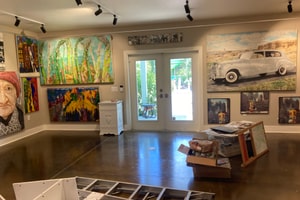 listings.show.sections.photos.alt