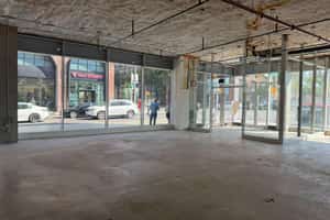 listings.show.sections.photos.alt