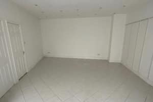 listings.show.sections.photos.alt