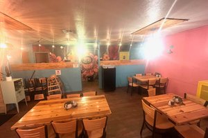 listings.show.sections.photos.alt