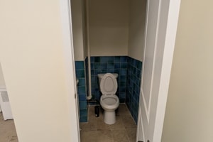 listings.show.sections.photos.alt